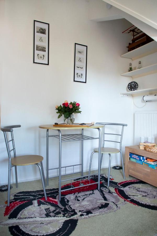 B En B 'T Pekeltje Bed & Breakfast Medemblik Ngoại thất bức ảnh